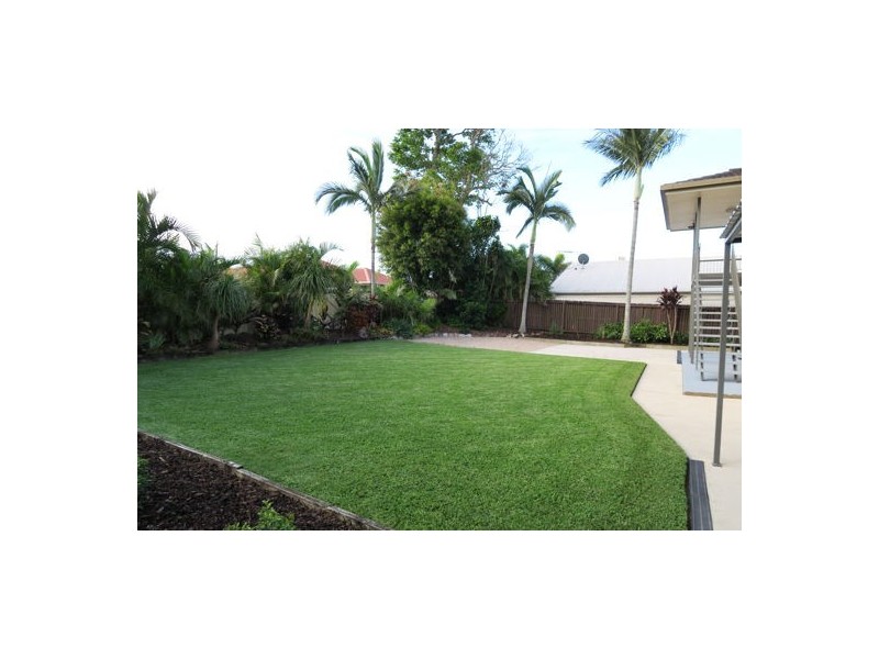 12 Sunshine Crescent, Brassall QLD 4305