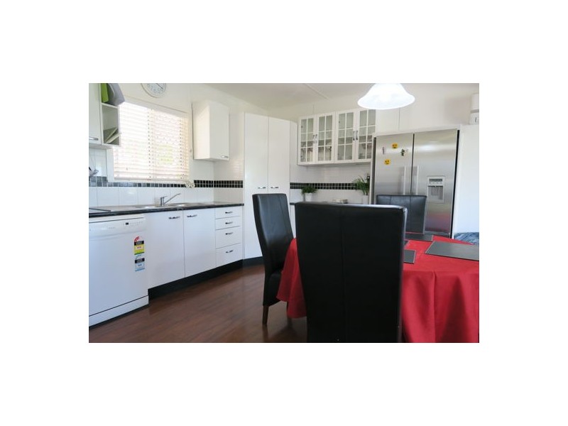 1 Johnson Street, Brassall QLD 4305