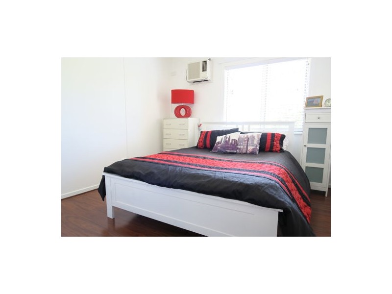 1 Johnson Street, Brassall QLD 4305