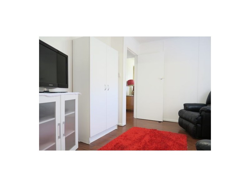 1 Johnson Street, Brassall QLD 4305