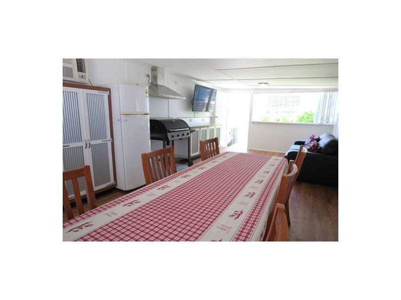 1 Johnson Street, Brassall QLD 4305