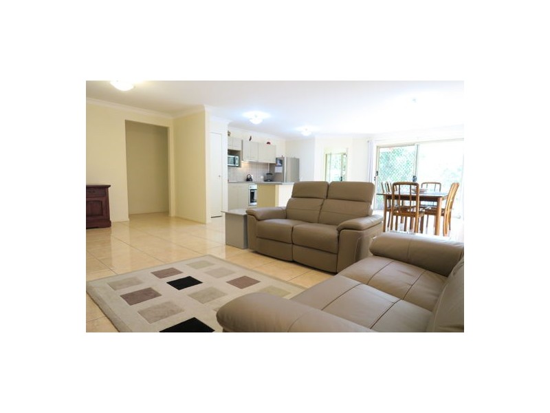 14 Explorer Street, Raceview QLD 4305