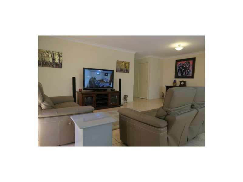 14 Explorer Street, Raceview QLD 4305