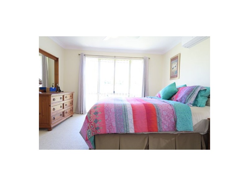 14 Explorer Street, Raceview QLD 4305