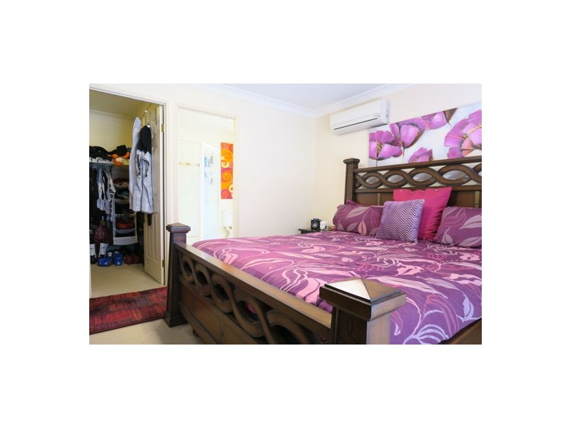 10 Chesterfield Place, Flinders View QLD 4305