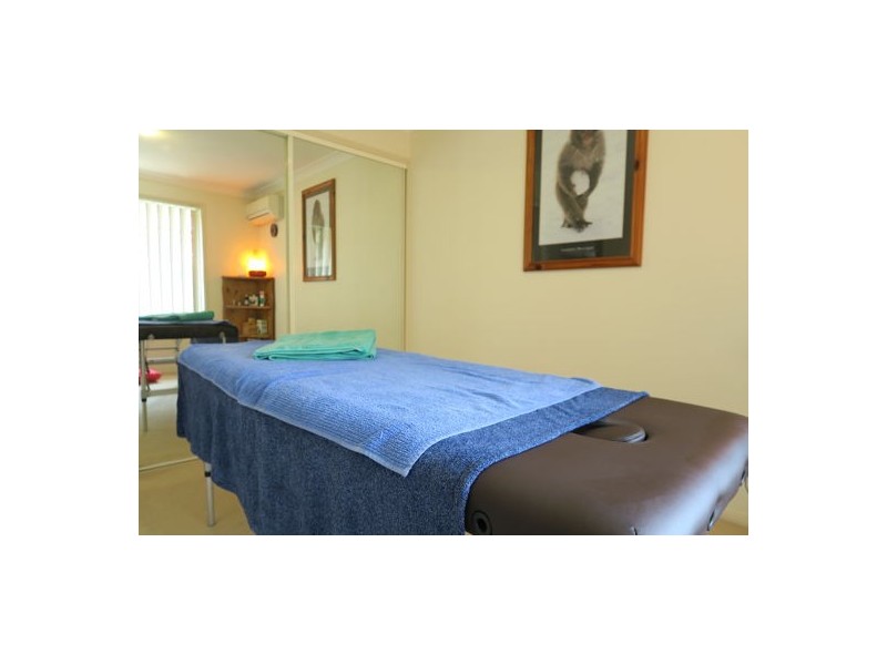 10 Chesterfield Place, Flinders View QLD 4305