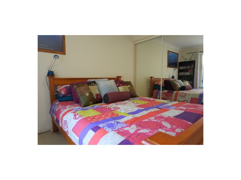 10 Chesterfield Place, Flinders View QLD 4305