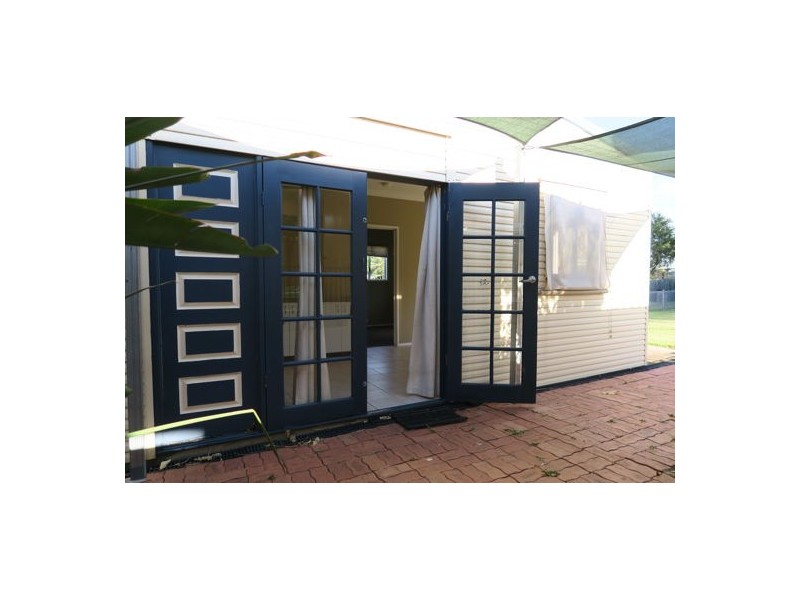 11 Gomer Street, Booval QLD 4304