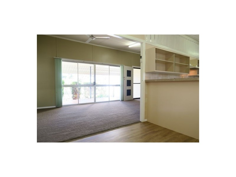 11 Gomer Street, Booval QLD 4304