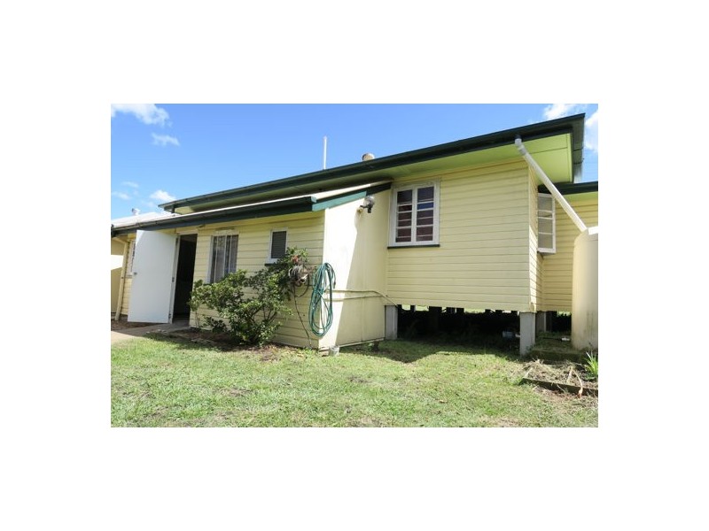 127 Blackstone Road, Silkstone QLD 4304