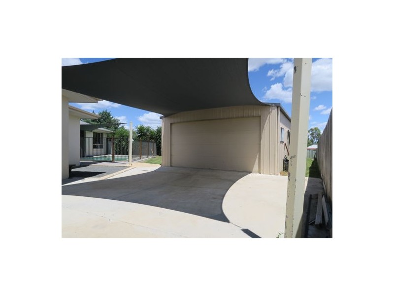 7 Lilly Court, Yamanto QLD 4305