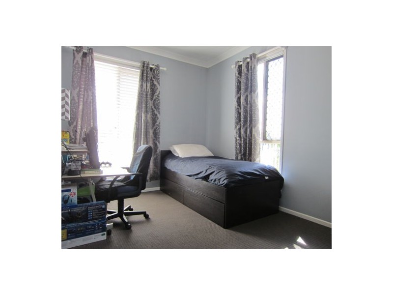 7 Lilly Court, Yamanto QLD 4305