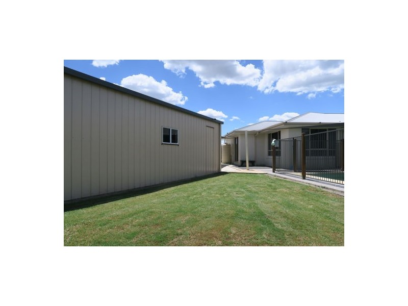 7 Lilly Court, Yamanto QLD 4305