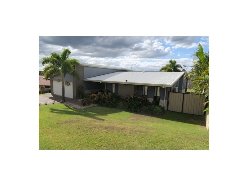6 Chesterfield Place, Flinders View QLD 4305