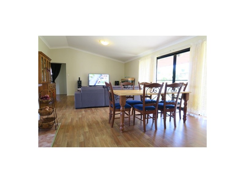 39 Rockman Drive, Raceview QLD 4305
