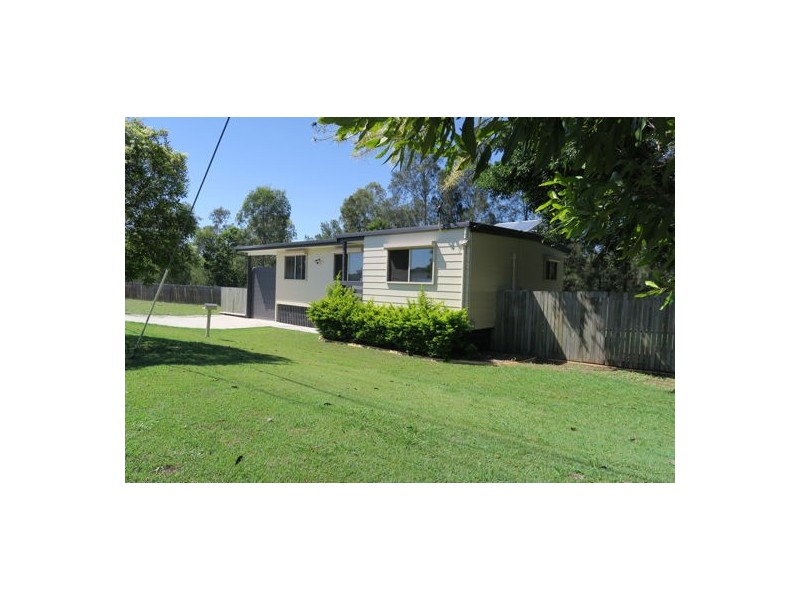 13 Owen Street, Raceview QLD 4305