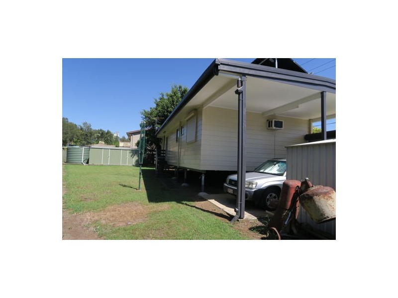 13 Owen Street, Raceview QLD 4305
