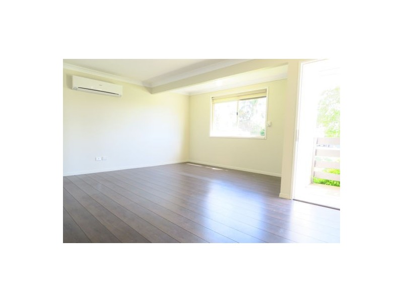 13 Owen Street, Raceview QLD 4305