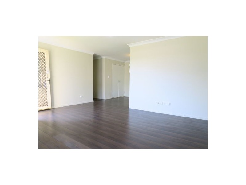 13 Owen Street, Raceview QLD 4305