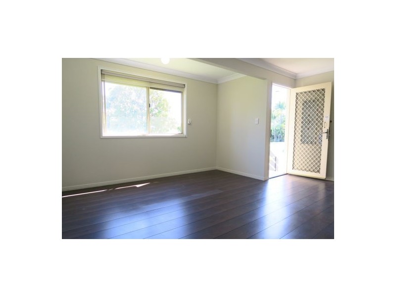 13 Owen Street, Raceview QLD 4305
