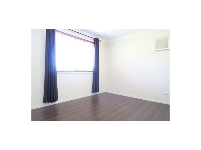 13 Owen Street, Raceview QLD 4305