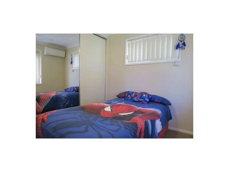 25 Thomas Street, Flinders View QLD 4305