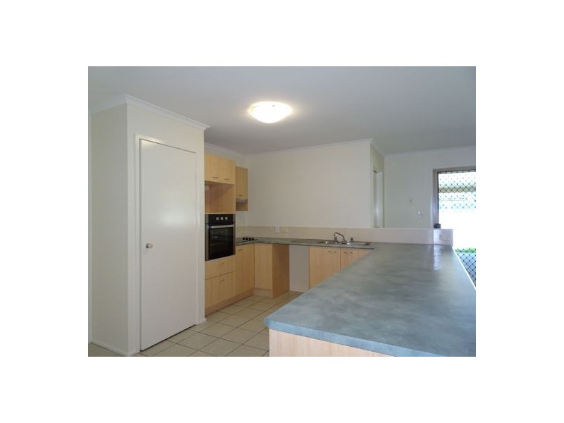 6 Conan Close, Wulkuraka QLD 4305