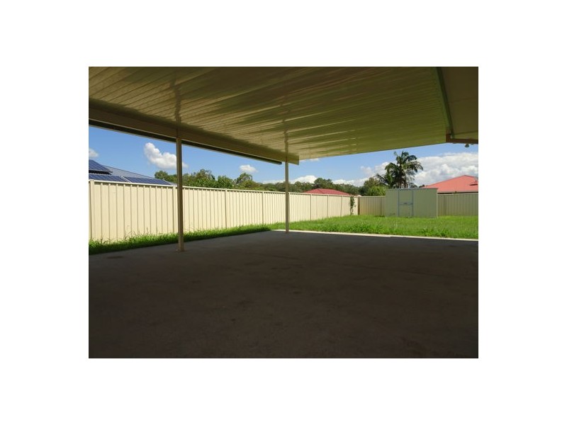 6 Conan Close, Wulkuraka QLD 4305
