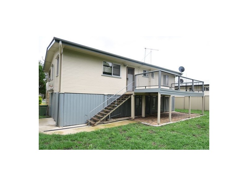 16 Cross Street, Raceview QLD 4305