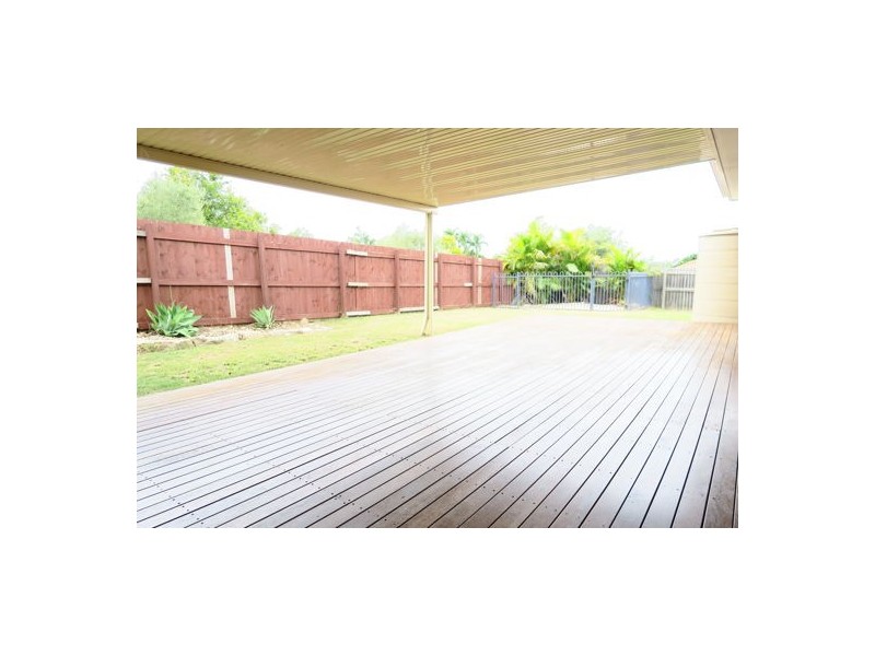 5 Stockdale Place, Wulkuraka QLD 4305