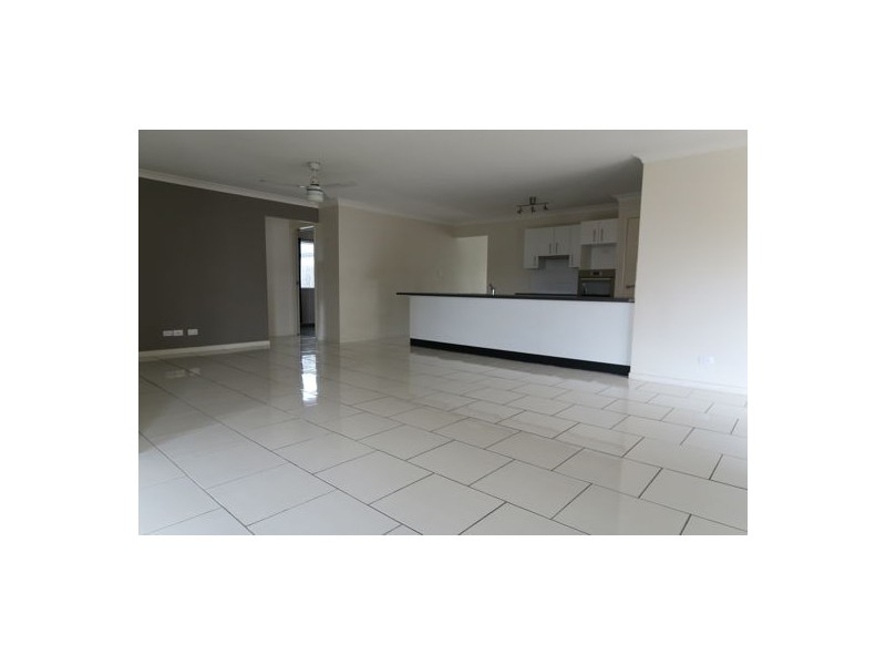5 Stockdale Place, Wulkuraka QLD 4305