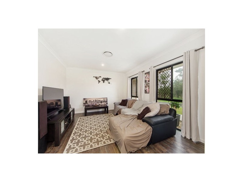 40 White Gums Road, Hatton Vale QLD 4341