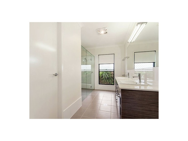 40 White Gums Road, Hatton Vale QLD 4341