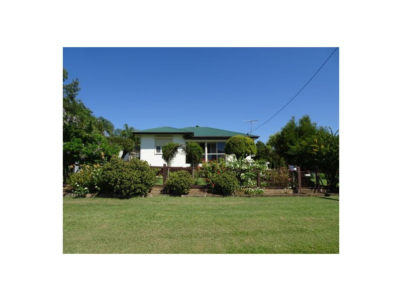 11 Main Street, Marburg QLD 4346