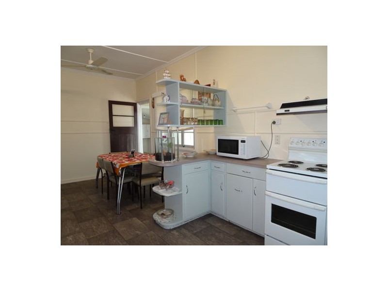 11 Main Street, Marburg QLD 4346