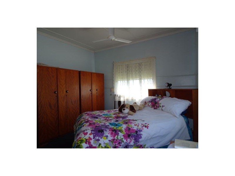 11 Main Street, Marburg QLD 4346