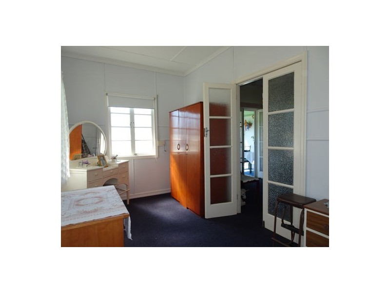 11 Main Street, Marburg QLD 4346