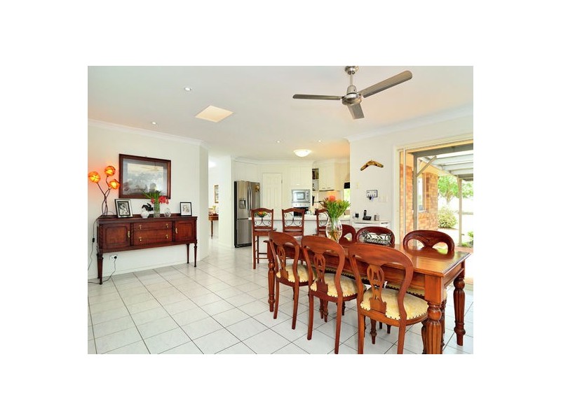 953 Middle Road, Peak Crossing QLD 4306