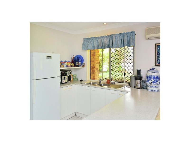 953 Middle Road, Peak Crossing QLD 4306