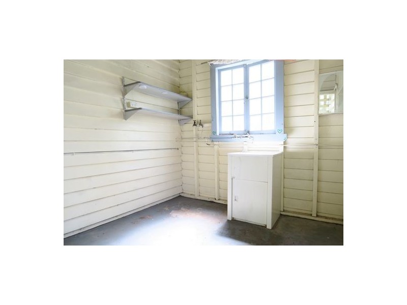 9 Waterworks Road, North Ipswich QLD 4305