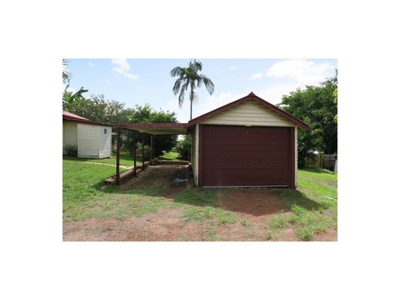 9 Waterworks Road, North Ipswich QLD 4305