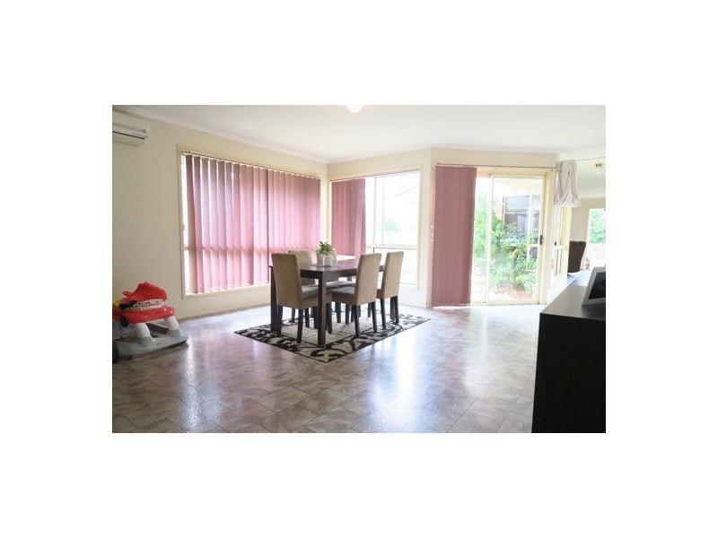 7 Amor Court, Yamanto QLD 4305