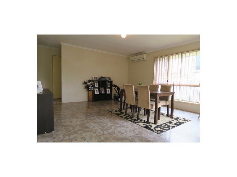 7 Amor Court, Yamanto QLD 4305