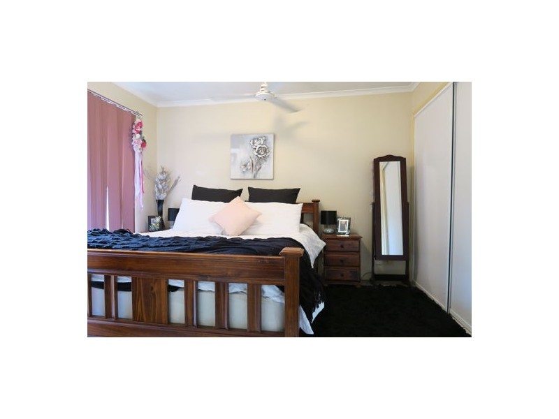 7 Amor Court, Yamanto QLD 4305