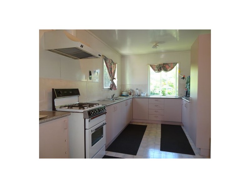 34 Wentworth Street, Leichhardt QLD 4305