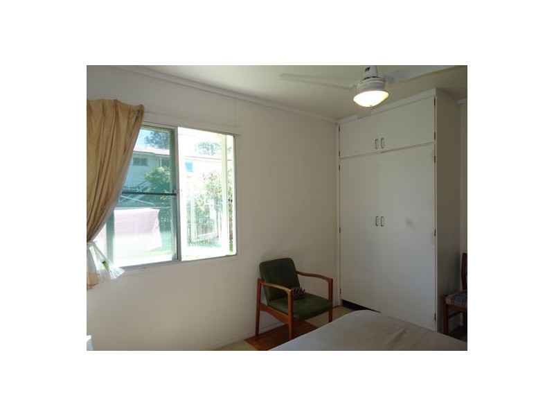 34 Wentworth Street, Leichhardt QLD 4305