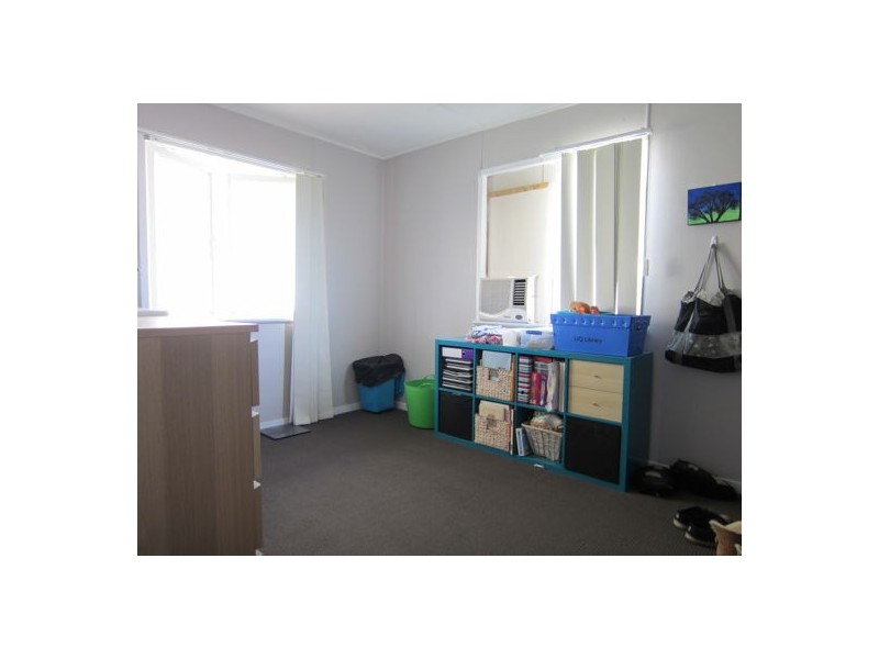 5 Tarcoola Street, East Ipswich QLD 4305