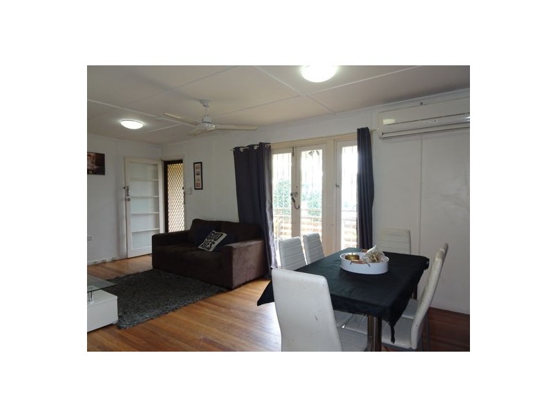 13 Phyllis Street, Eastern Heights QLD 4305