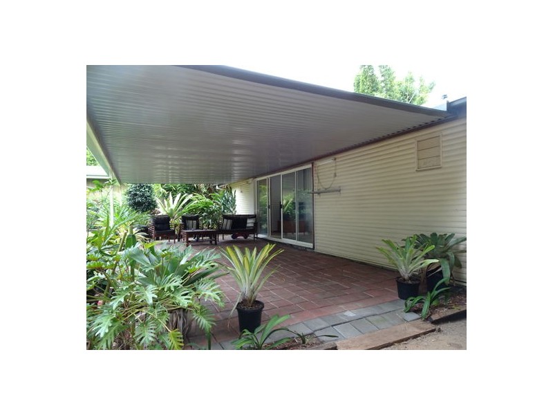 13 Phyllis Street, Eastern Heights QLD 4305