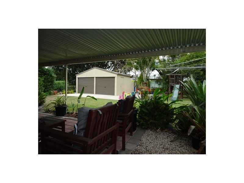 13 Phyllis Street, Eastern Heights QLD 4305